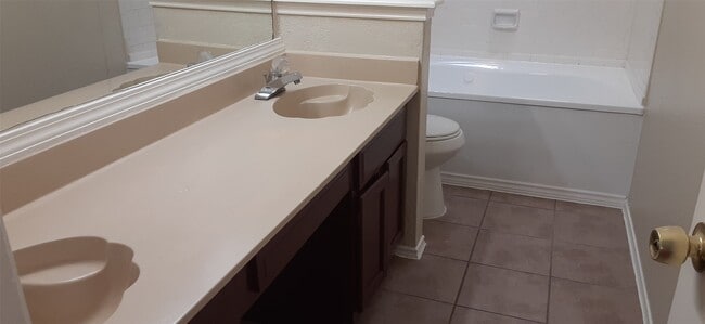 Building Photo - 6406 Costa Mesa Dr
