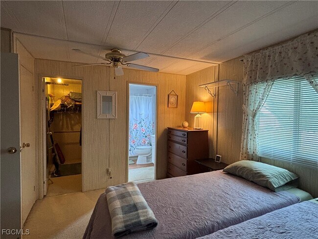 Building Photo - 207 Harvest Ln