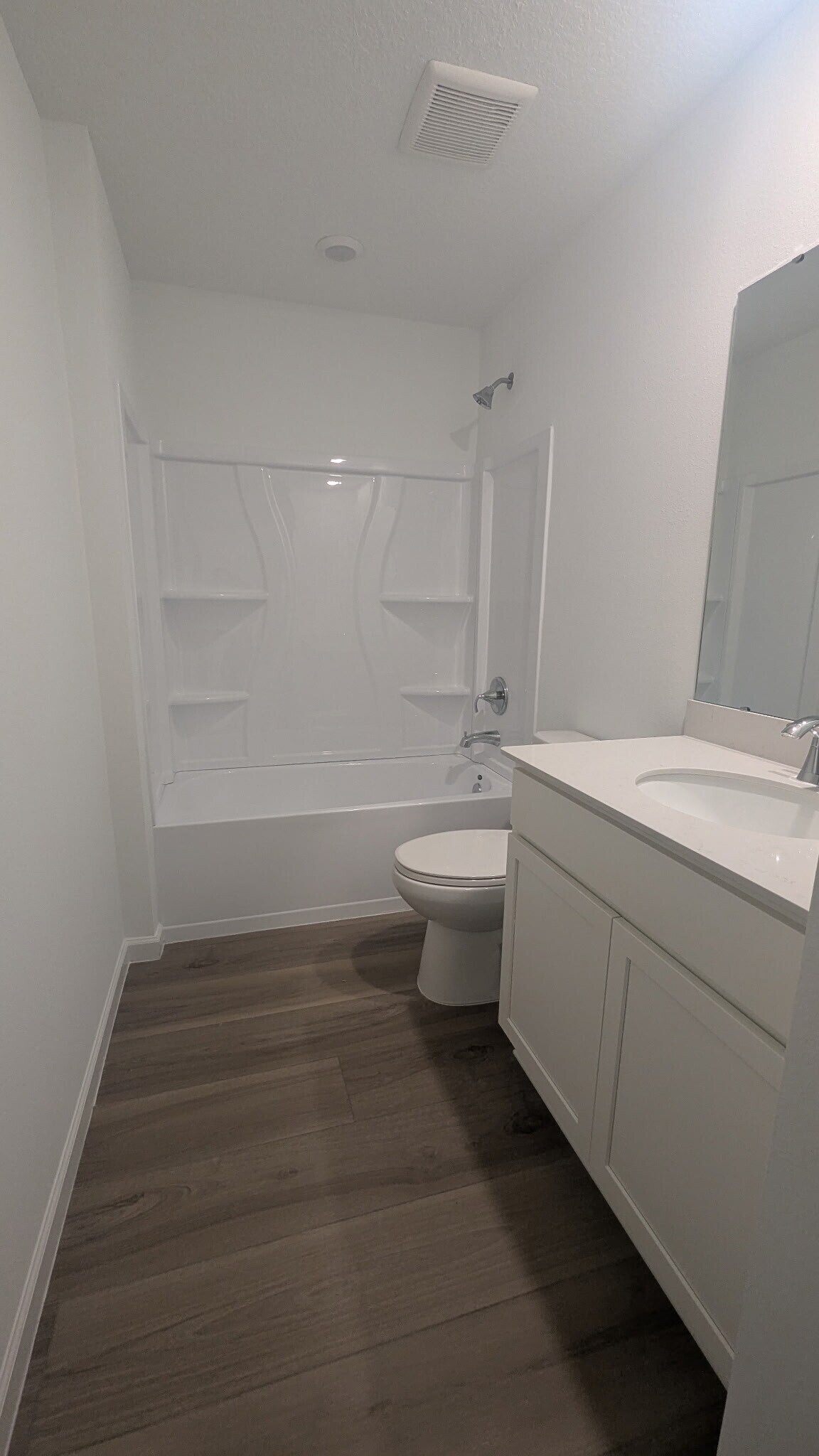 Building Photo - 550 Holly Lakes Dr