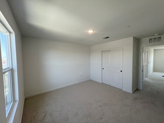 Building Photo - 6209 Caruso Ave