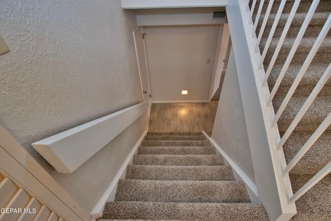 Building Photo - 5711 Mira Grande Dr