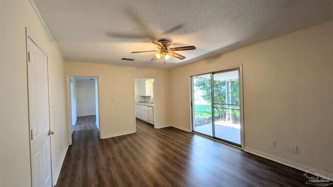 Building Photo - 6942 Falcon Dr