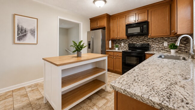 Building Photo - 4022 Brookcrest Cir