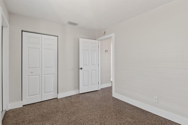 Building Photo - 58 W 27th St