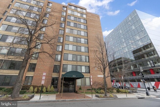 Building Photo - 1301 20th St NW