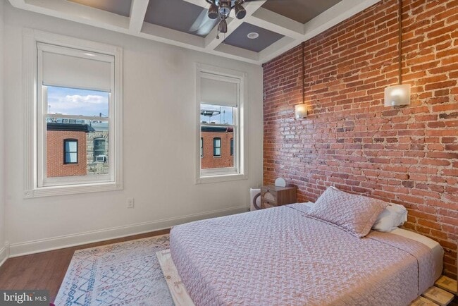 Building Photo - 431 S Robinson St