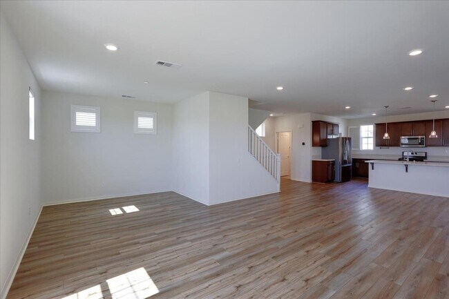 Building Photo - 9153 Foster Ln