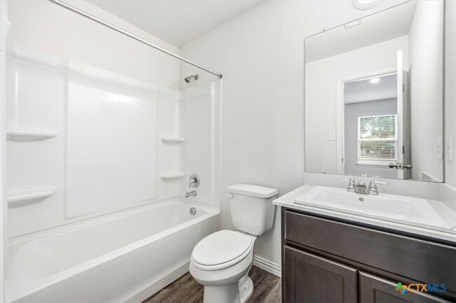 Building Photo - 1153 Magnolia St