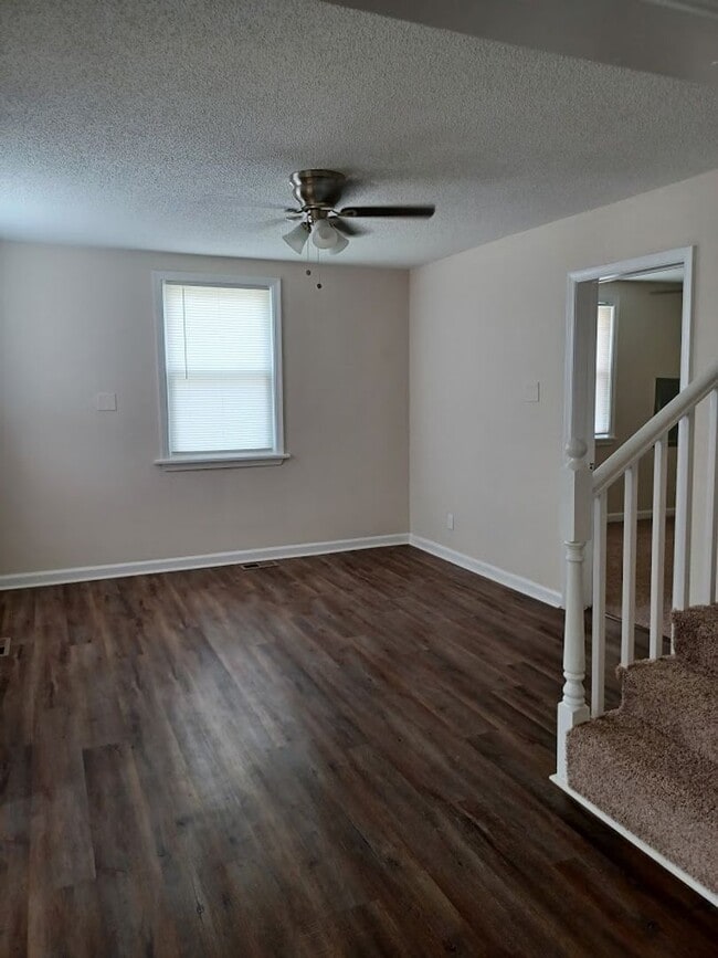 Building Photo - 4 BR single family home