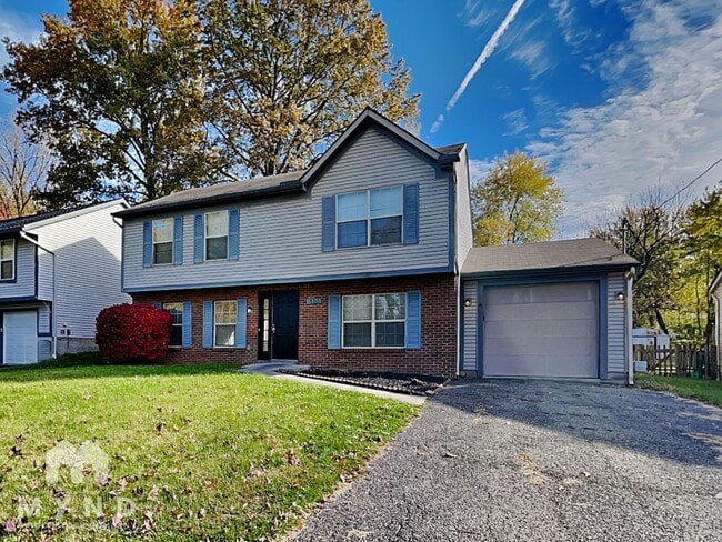 Building Photo - 1500 Manor Dr