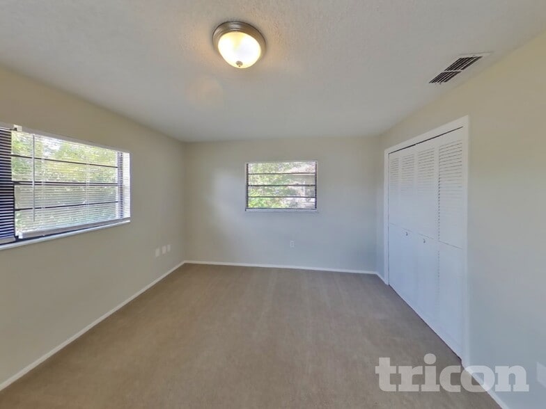 Building Photo - 2001 Deborah Dr