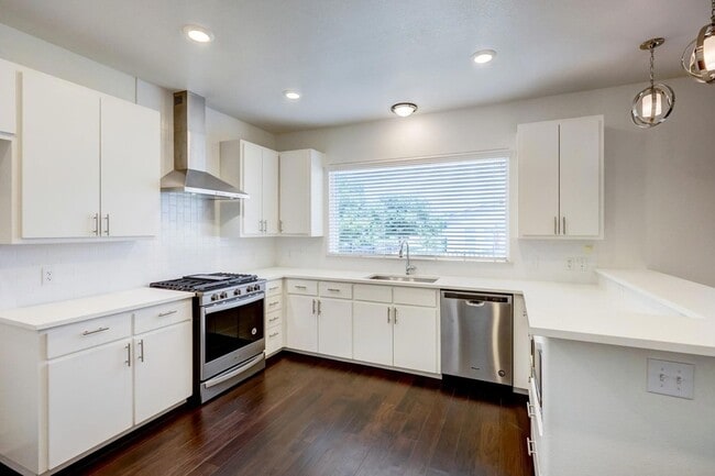 Building Photo - 2105 Tiger Trail