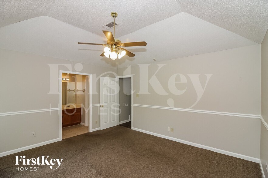 Building Photo - 5277 Timber Ridge Dr