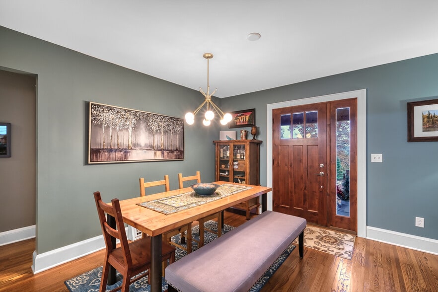 Building Photo - 5050 Manitou Rd