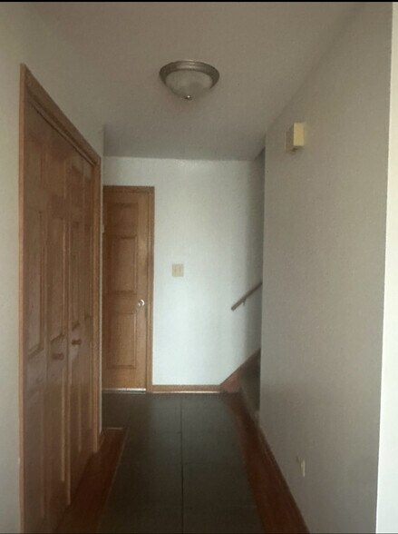Building Photo - 4540 Park Ave