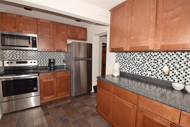 Building Photo - 4941 NY-52