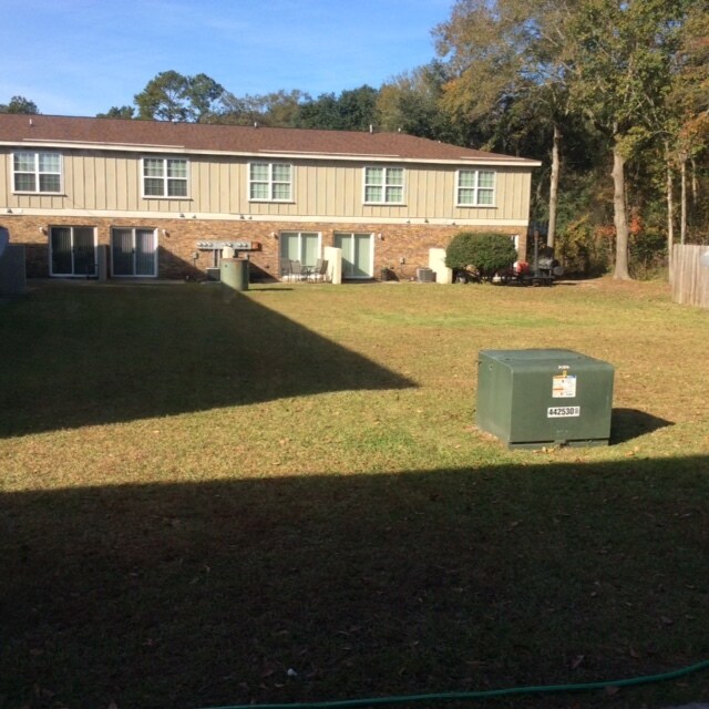 Building Photo - Summerfield Apartments