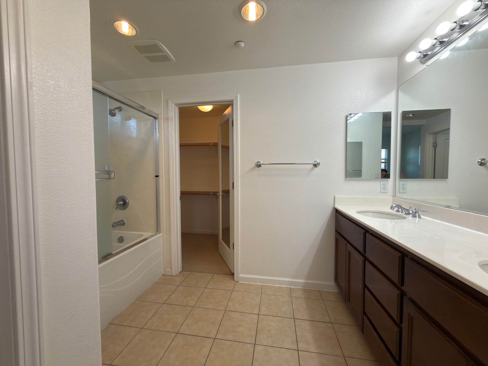 Master Bedroom Bathroom - 300 Presidio St