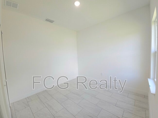 Building Photo - 3895 W Keene Ln