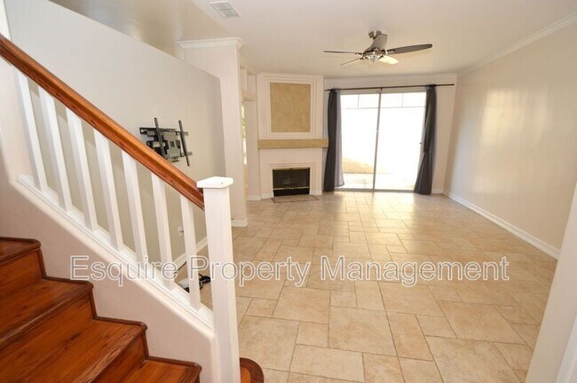 Building Photo - 227 Galante Way