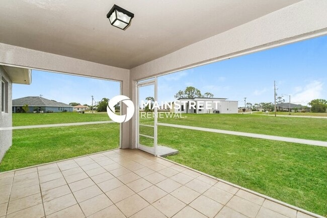 Building Photo - 4 Bedroom Pet-Friendly Home in Cape Coral, FL with Main Street Renewal