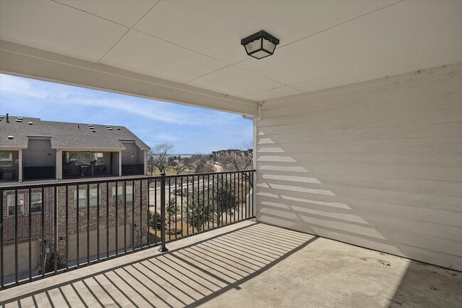 Building Photo - 7808 Manilla Dr