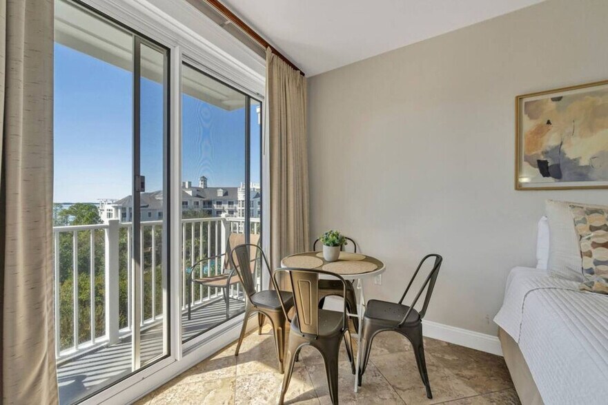 Building Photo - 2 Grand Sandestin Blvd