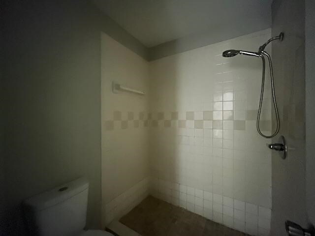 Building Photo - 100 Hillside Rd