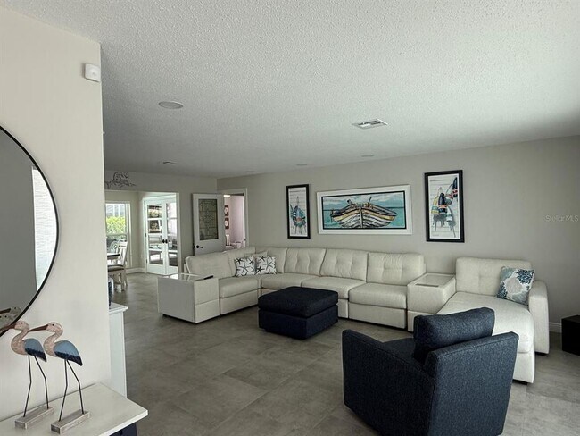 Building Photo - 1425 Appian Dr