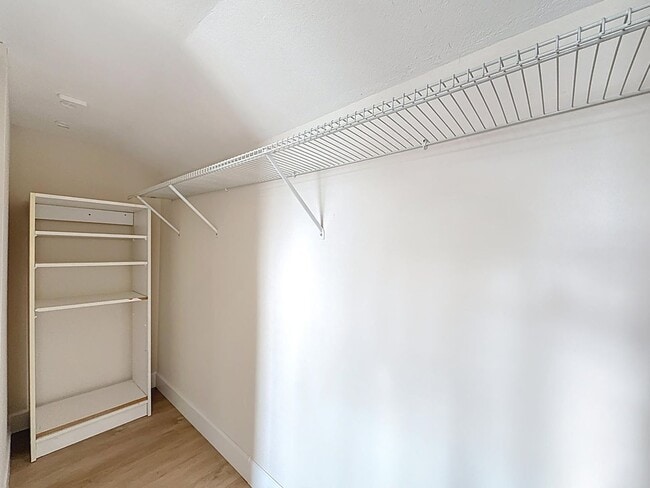 Building Photo - 9278 Ketay Cir