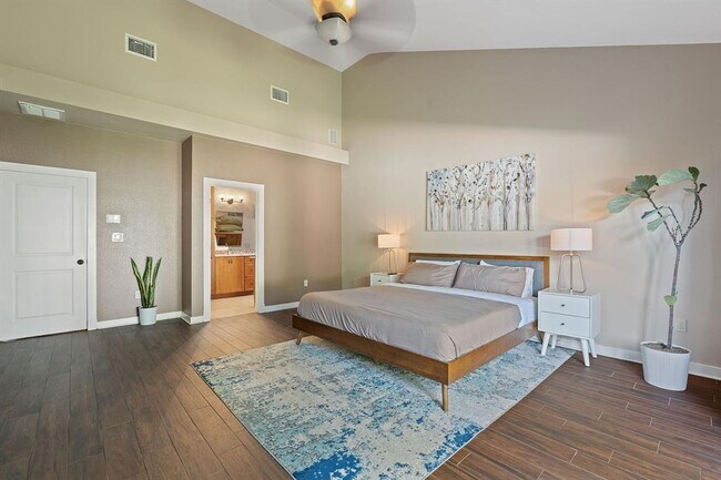 Building Photo - 7604 Vail Valley Dr