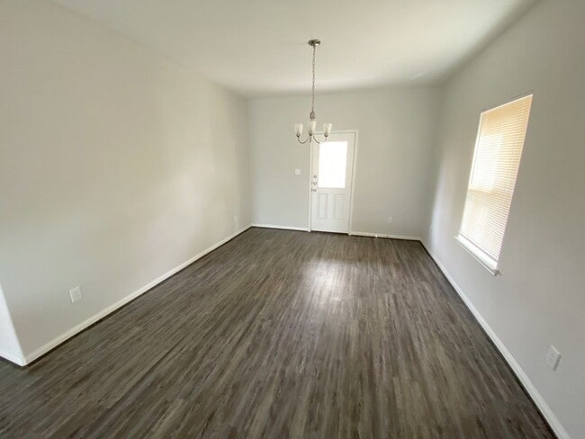 Building Photo - 4209 Mallow St