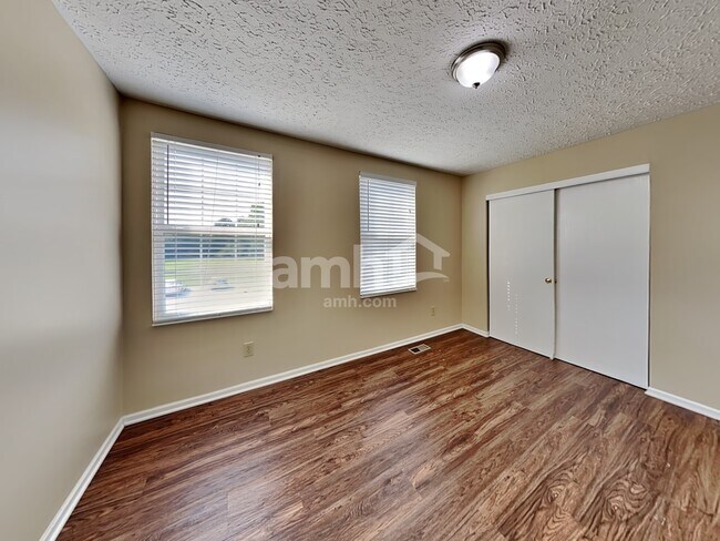 Building Photo - 5095 Algean Dr