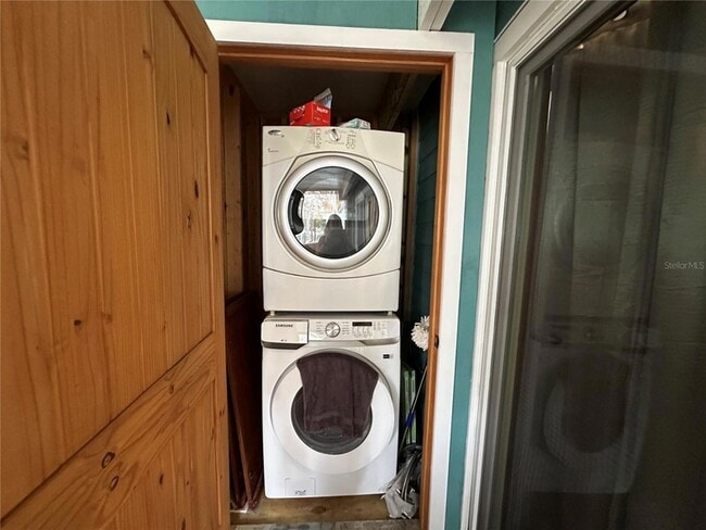 Building Photo - 56315 Hickory Rd