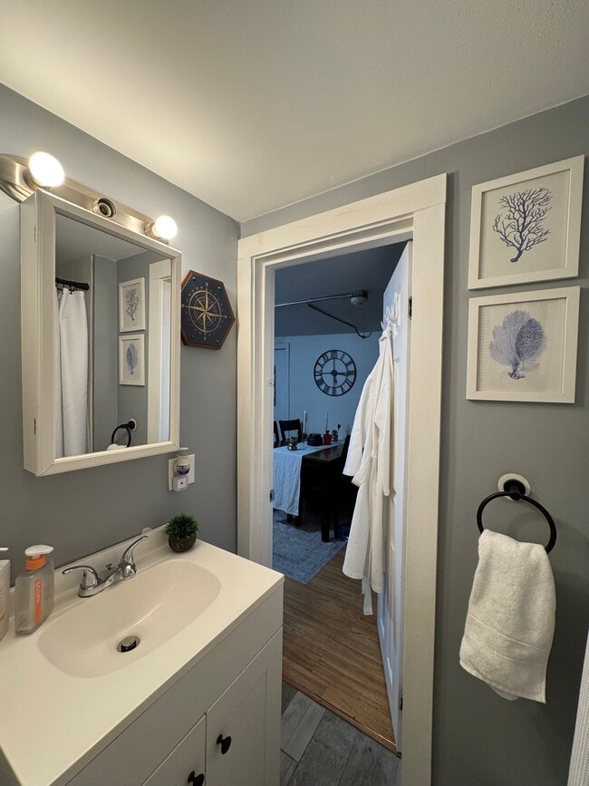 Building Photo - JNB Wood Properites LLC