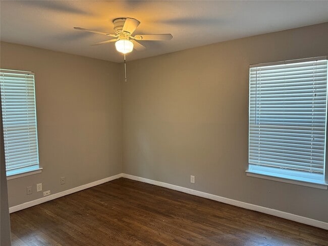 Building Photo - 11321 Wyatt St