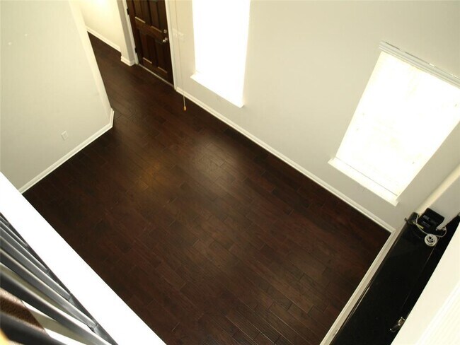 Building Photo - 213 Parable Cove