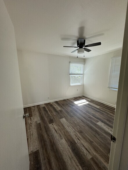 Building Photo - 2136 Bonifacio St