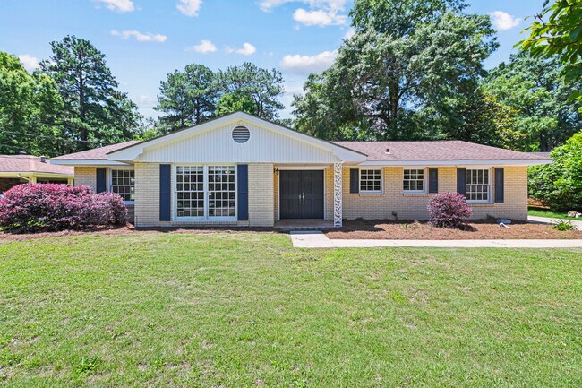 Building Photo - 3920 Meredith Dr