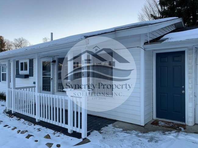 Building Photo - Madison Schools