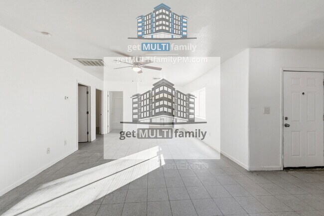 Building Photo - 1224 E Apache St