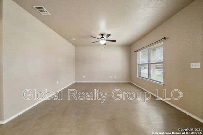 Building Photo - 1534 Lahn Rd