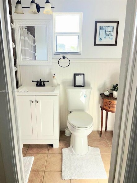 Building Photo - 1990 NE 183rd St