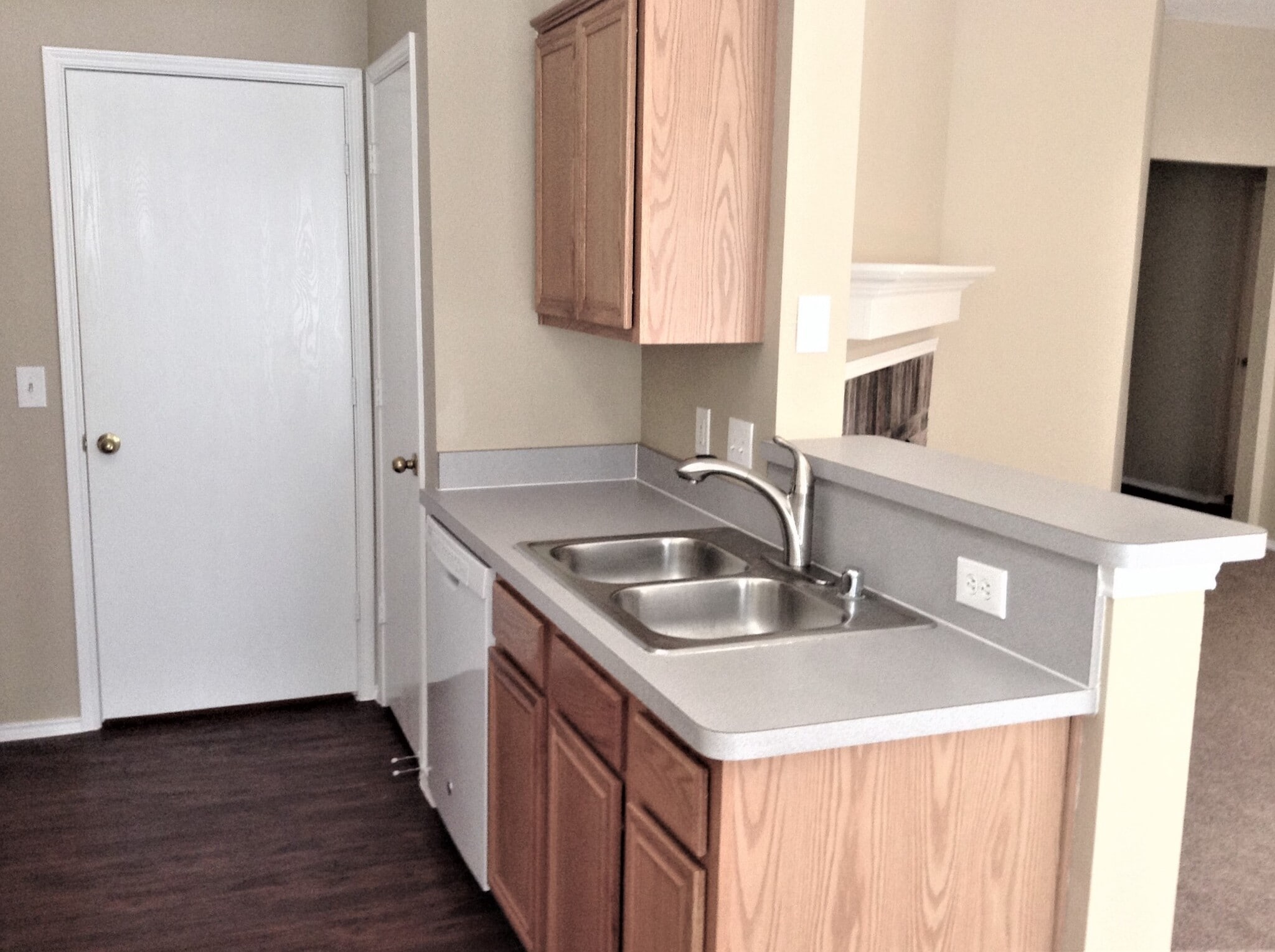 Building Photo - 308 Lake Travis Dr