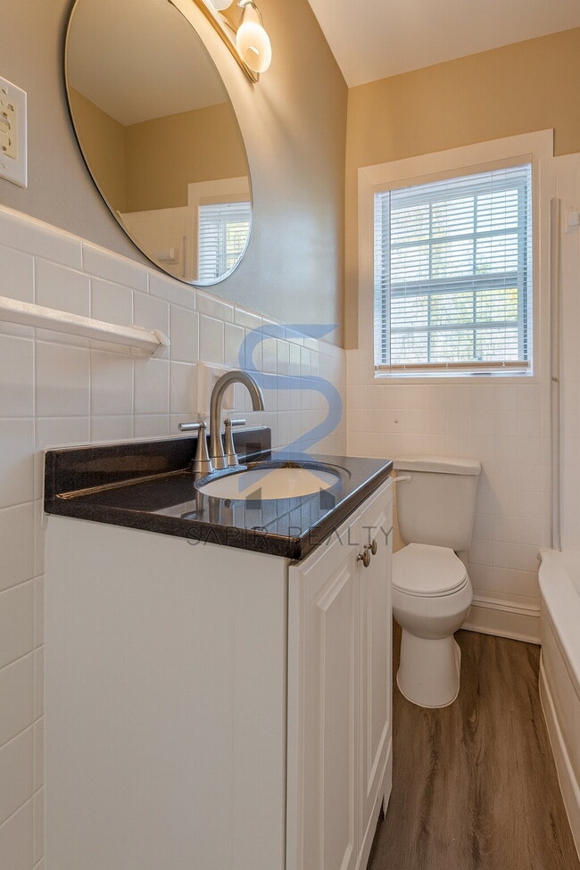 Building Photo - LIMITED-TIME OFFER! Apply today with NO APPLICATION FEE! Terms apply. Call (678) 487-7896, Option...