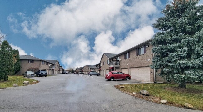 Building Photo - Trumpeter Park Apartments