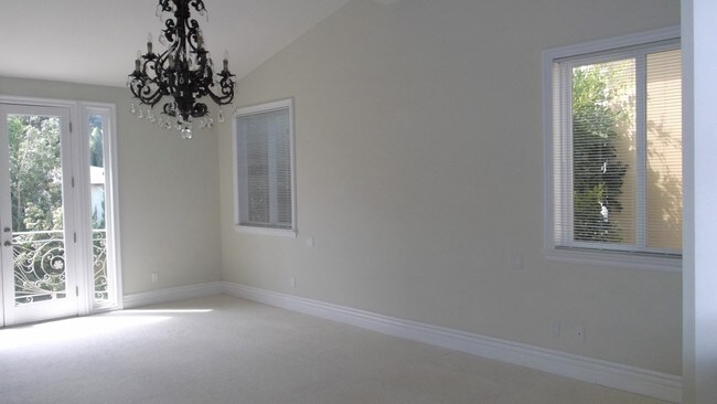 Building Photo - 1842 10th St