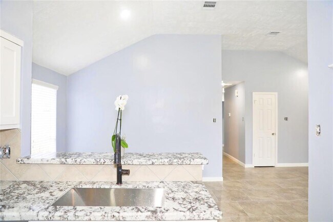 Building Photo - 17427 Lobo Trail