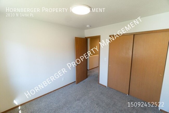 Building Photo - 2810 N 14th Pl
