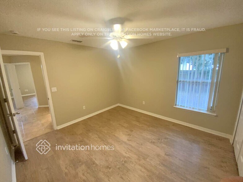 Building Photo - 6774 Cabello Dr